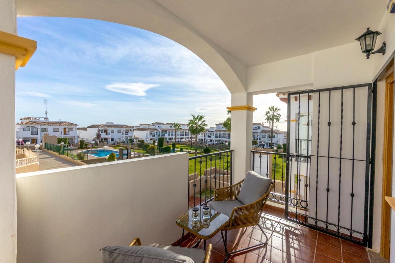 Cb Living - Homely Apartment Cinuelica, Punta Prima Dehesa de Campoamor  Экстерьер фото