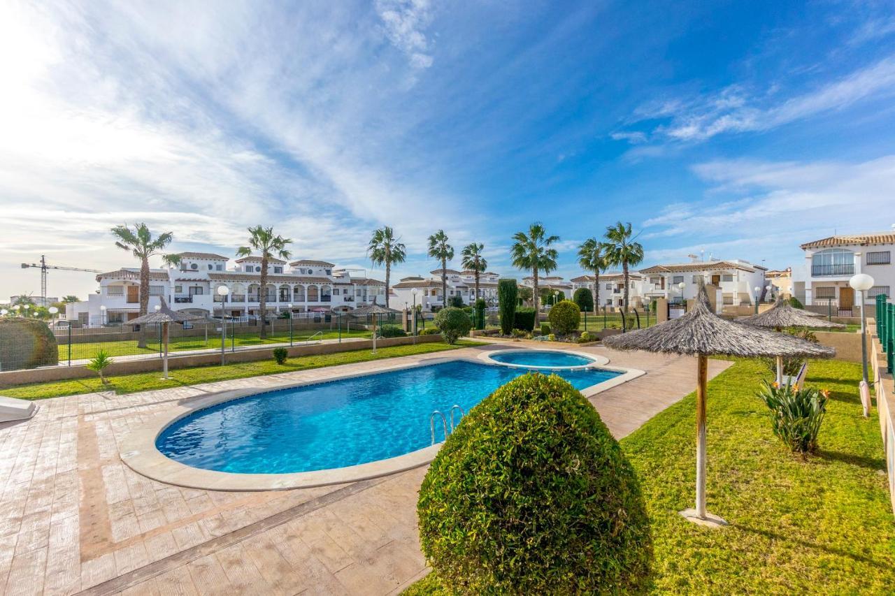 Cb Living - Homely Apartment Cinuelica, Punta Prima Dehesa de Campoamor  Экстерьер фото