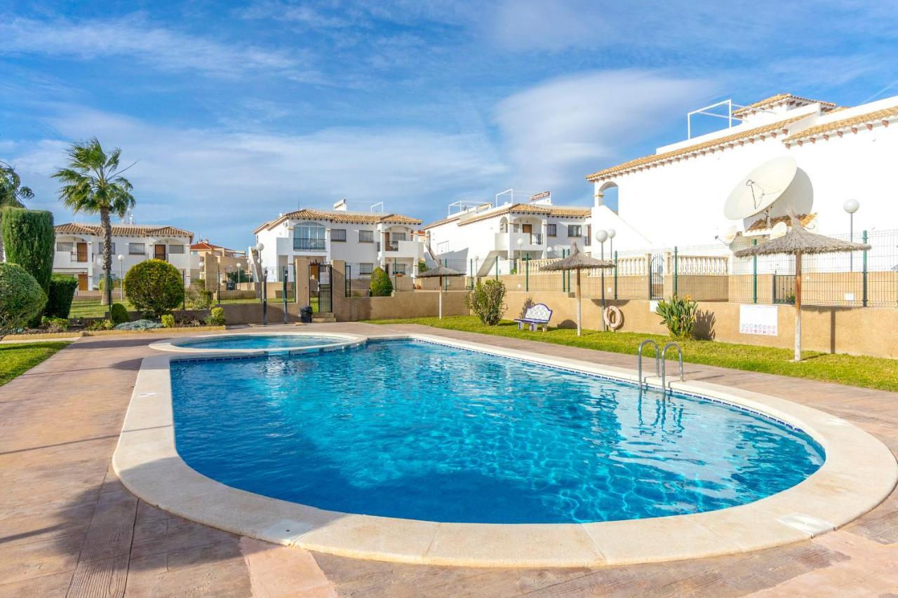 Cb Living - Homely Apartment Cinuelica, Punta Prima Dehesa de Campoamor  Экстерьер фото